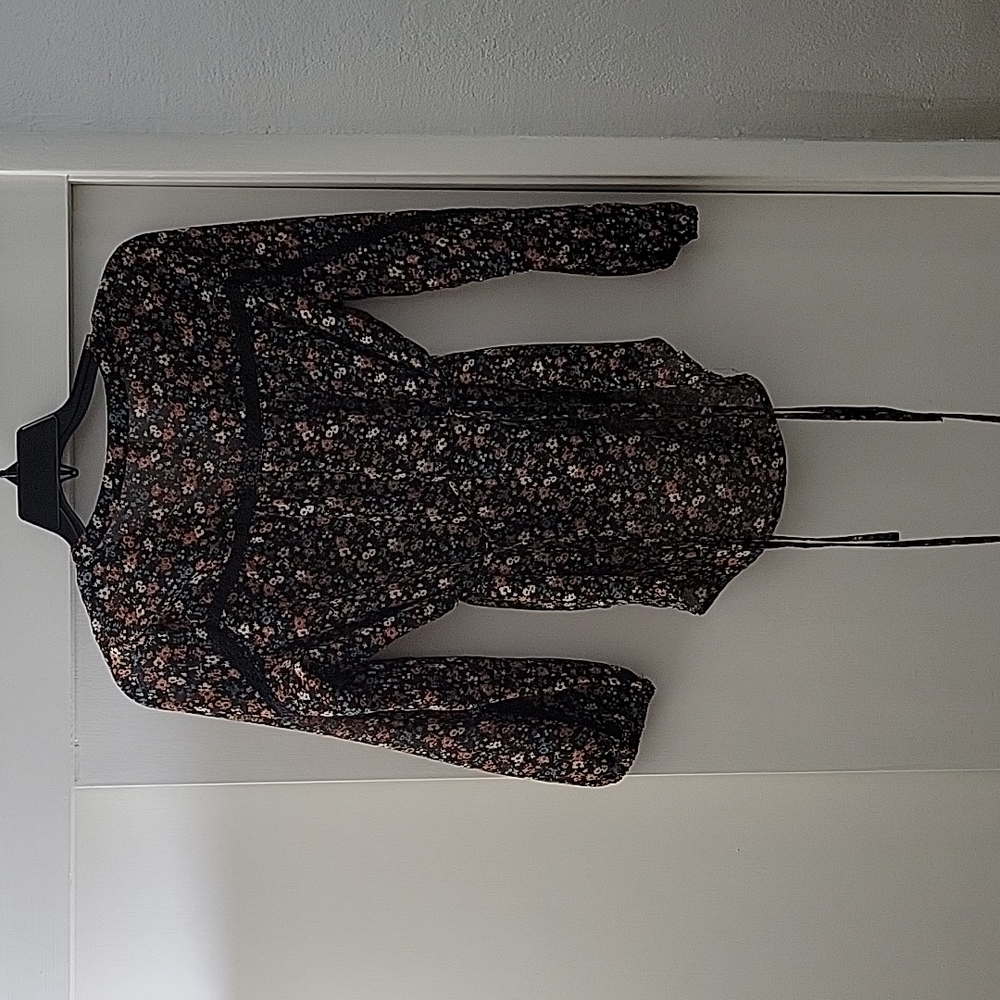 American Rag Tie Back Blouse - Picture 5 of 10
